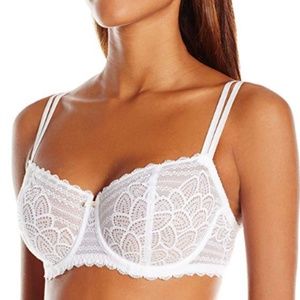 Chantelle Women's Merci Lace Unlined Demi Bra